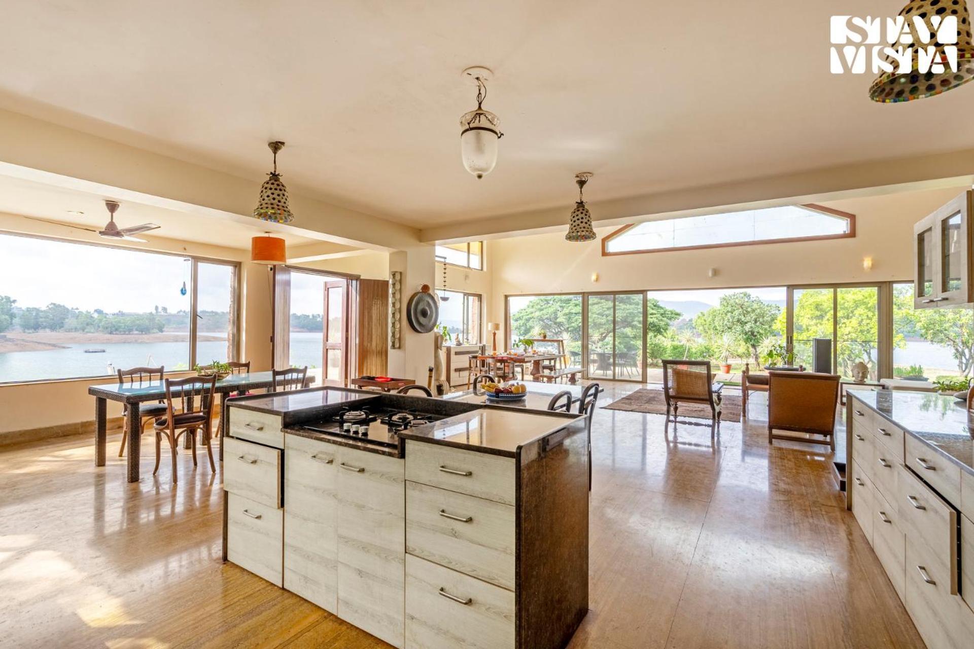 Stayvista At Three Shores With Lake View & Alfresco Dining Khamshet Dış mekan fotoğraf